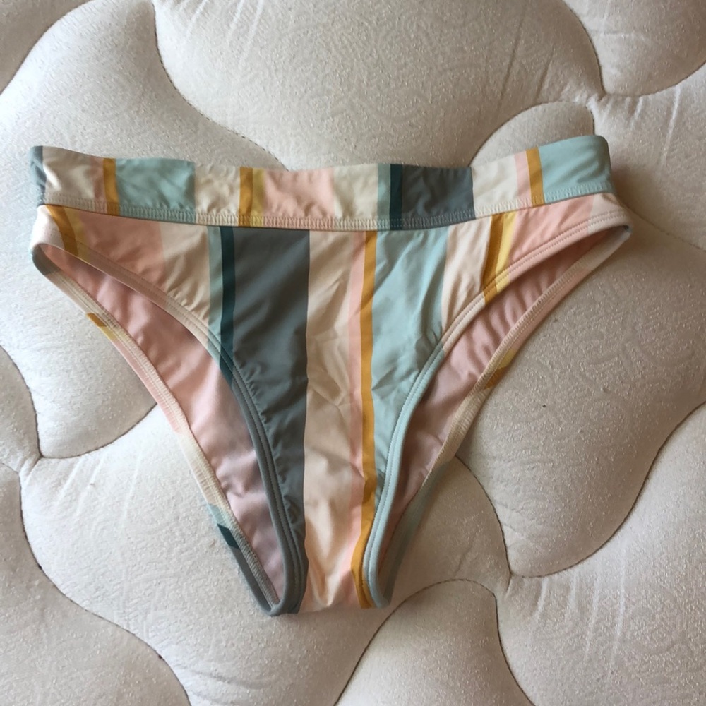Billabong high waisted swim bottoms
